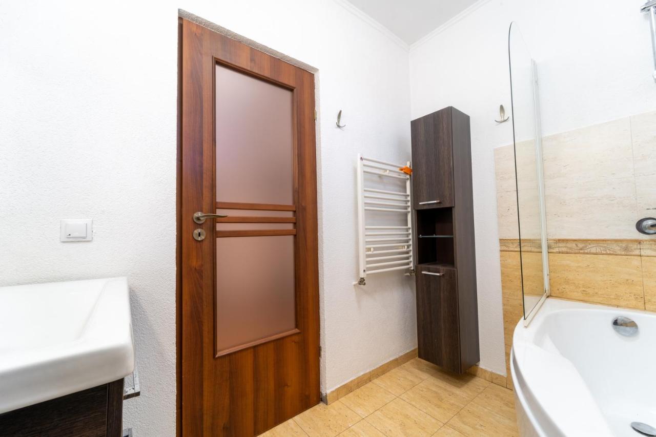 Spacious 3 Rooms 5* Mansion Near Muzeului Square. Free Parking Cluj Napoca Bagian luar foto